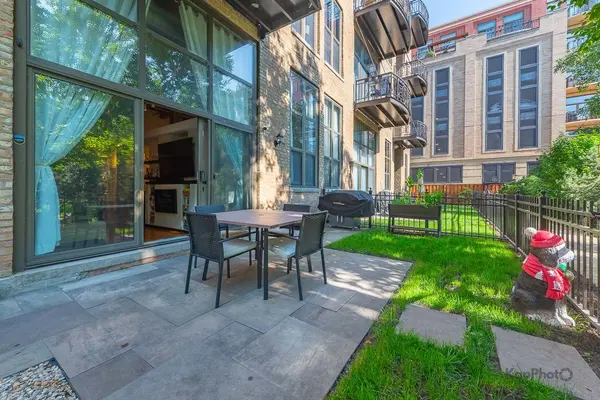 1330 W MONROE ST #108, Chicago, IL 60607