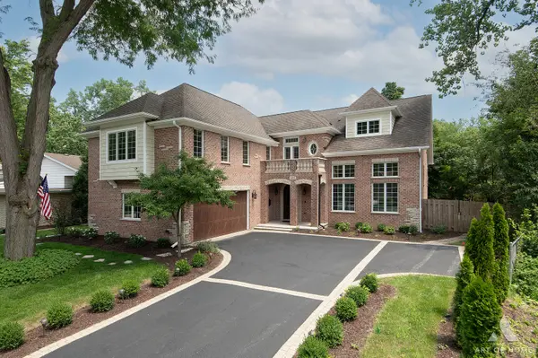 1635 Sequoia TRL, Glenview, IL 60025