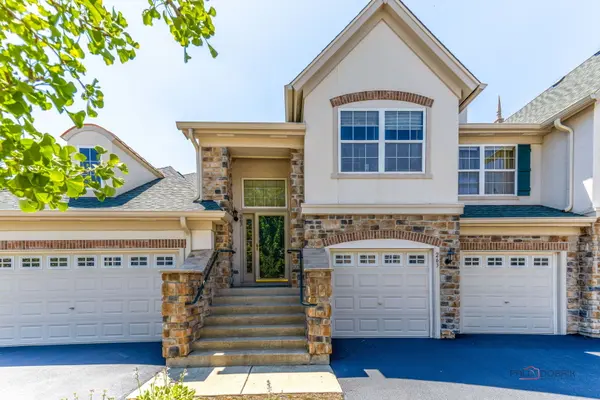 263 Shadow Creek CIR #263, Vernon Hills, IL 60061