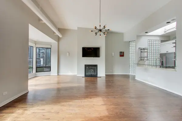 503 N Wells ST #3, Chicago, IL 60654