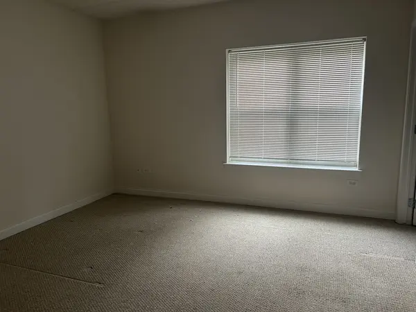 3400 N Old Arlington Heights RD #301, Arlington Heights, IL 60004