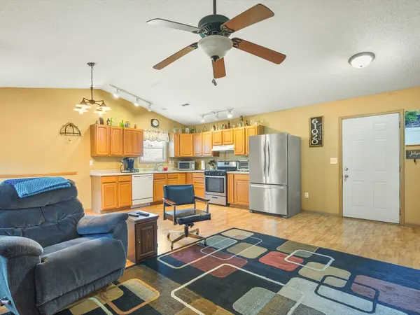 210 W Pacific ST, Davis Junction, IL 61020
