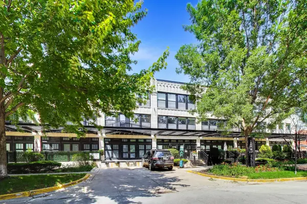 1000 W 15th ST #116, Chicago, IL 60608