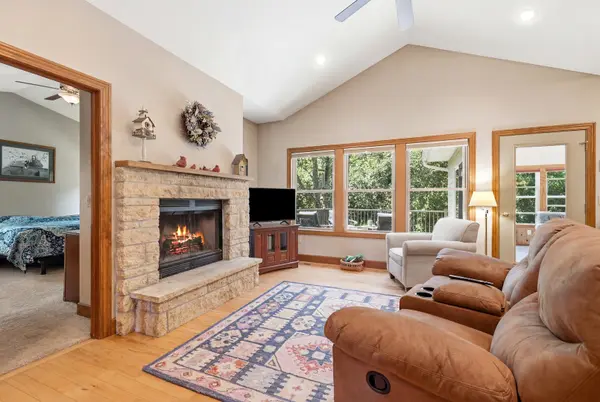 4 N Acorn CT, Galena, IL 61036