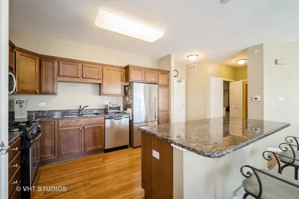 2220 Founders DR #314, Northbrook, IL 60062