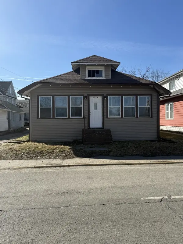 1124 18th AVE, Rock Island, IL 61201