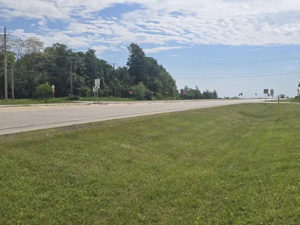 US HWY 14 ., Woodstock, IL 60098