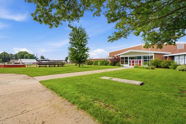 101 N Holloway ST, Alexis, IL 61412