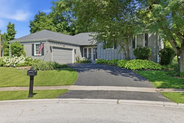 1483 Pebblestone CV,  Wheaton,  IL 60189