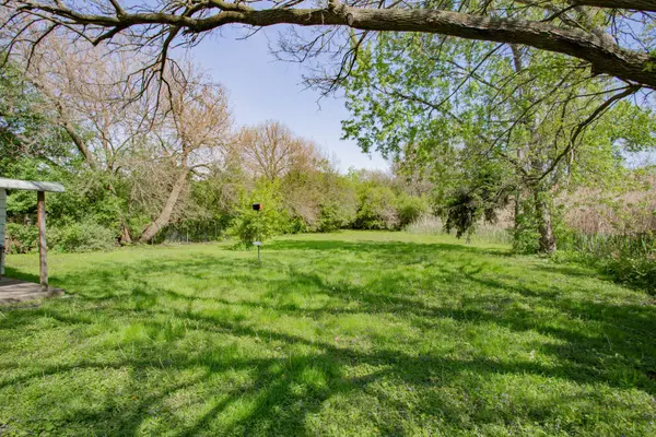 22W724 Saint Charles RD, Glen Ellyn, IL 60137
