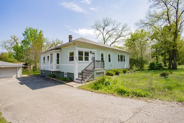 22W724 Saint Charles RD, Glen Ellyn, IL 60137