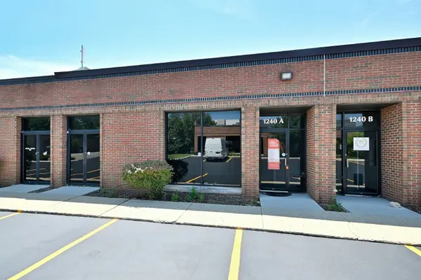 1240 REMINGTON BLVD #A, Schaumburg, IL 60173