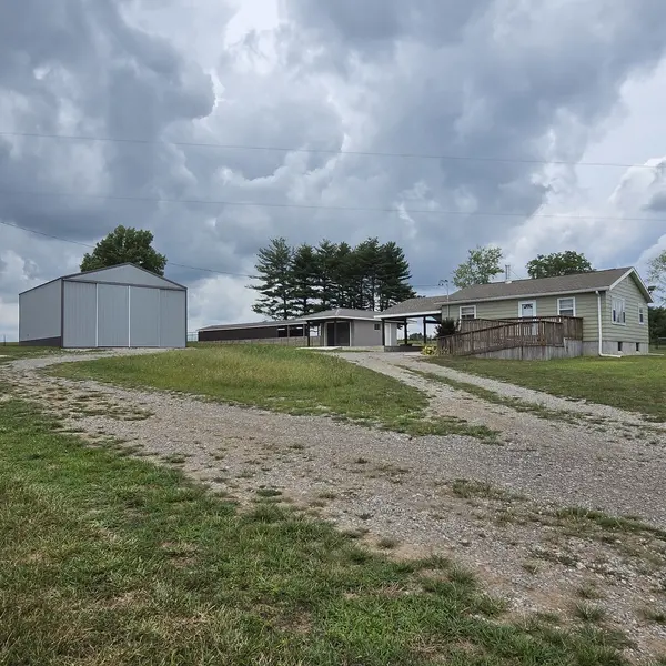 7871 St Hwy 37 HWY, Benton, IL 62812