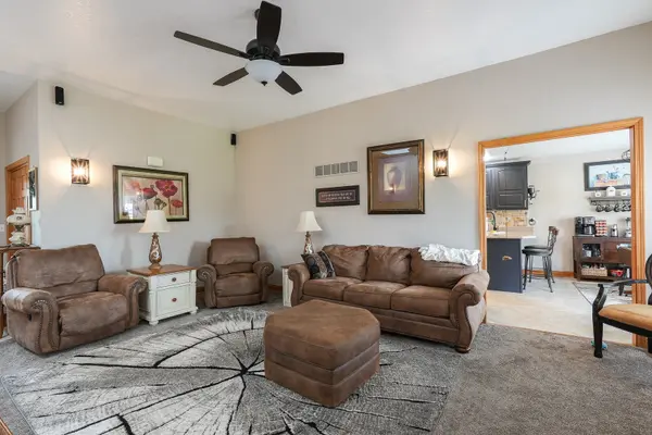 1385 N Westshore BLVD, Manteno, IL 60950