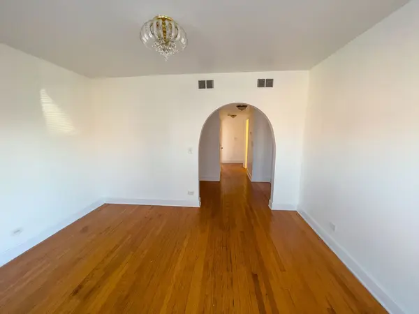 115 E 60th ST #2, Chicago, IL 60637