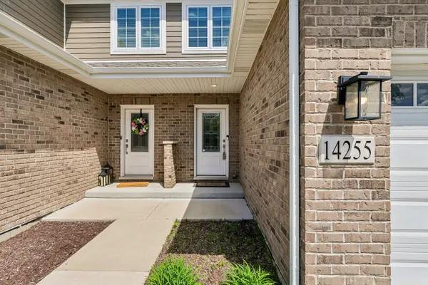 14255 Lacey DR, Lemont, IL 60439