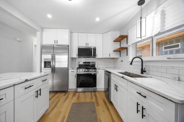 9427 S Emerald AVE, Chicago, IL 60620