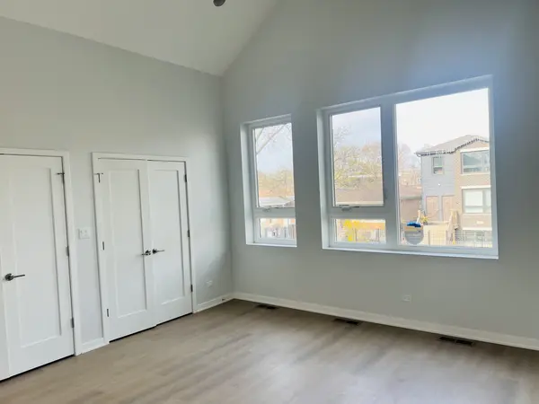 1103 N Monticello AVE, Chicago, IL 60651