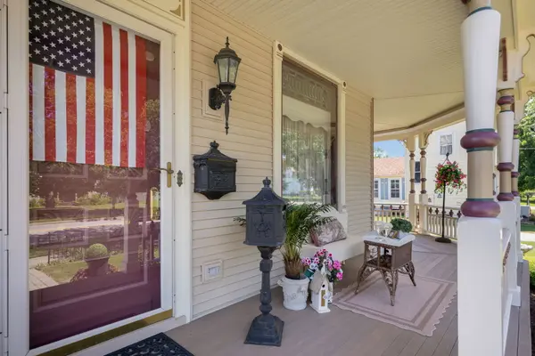 325 N State ST, Marengo, IL 60152