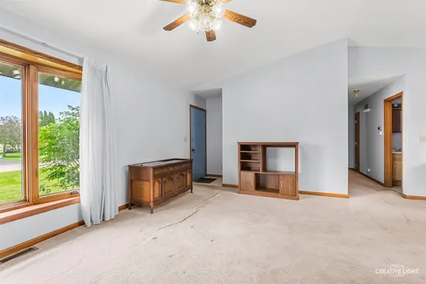 285 E Legner ST, Leland, IL 60531