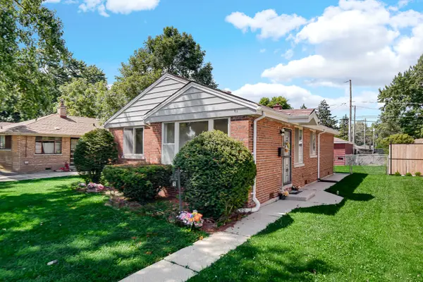 61 W 146th ST, Riverdale, IL 60827