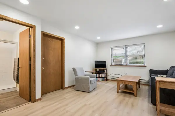 7310 N HARLEM ST #102, Chicago, IL 60631