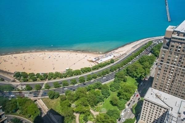 950 N Michigan AVE #4005, Chicago, IL 60611