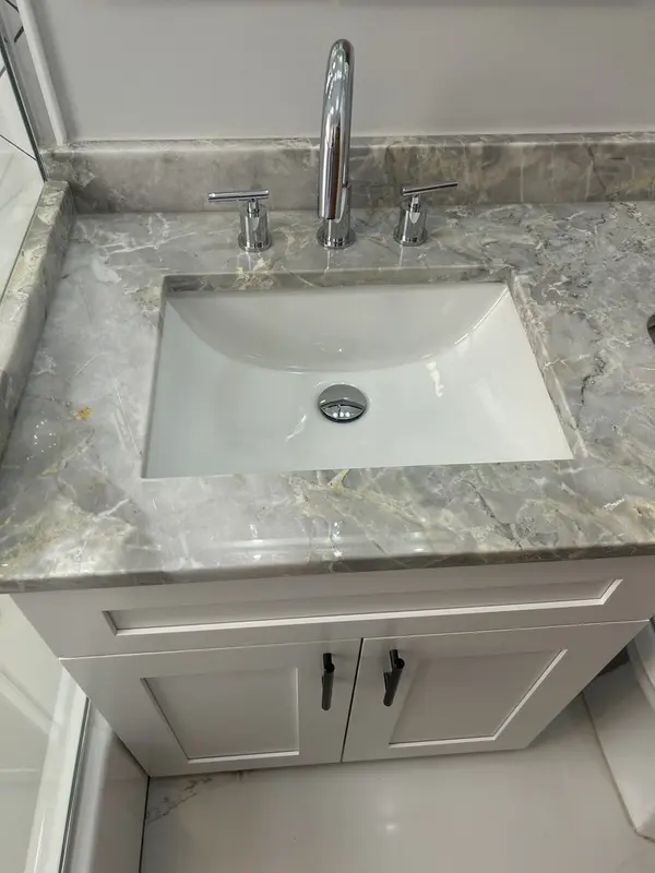 6620 W Devon AVE #1, Chicago, IL 60631
