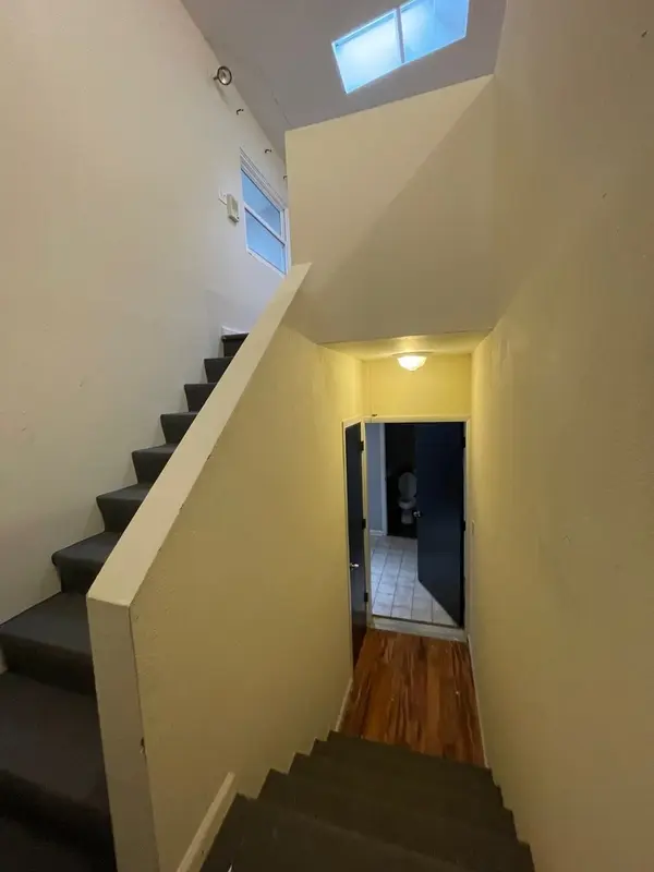 806 W Armitage AVE, Chicago, IL 60614
