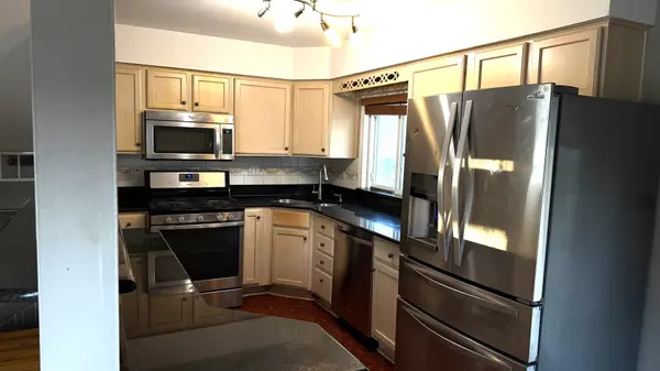 1373 Glen Ellyn RD, Glendale Heights, IL 60139