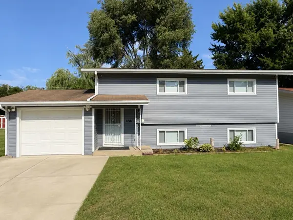 1241 S Elmwood AVE, Waukegan, IL 60085