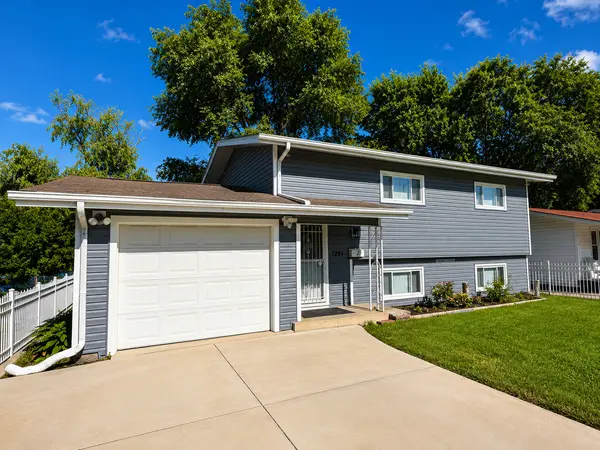 1241 S Elmwood AVE,  Waukegan,  IL 60085
