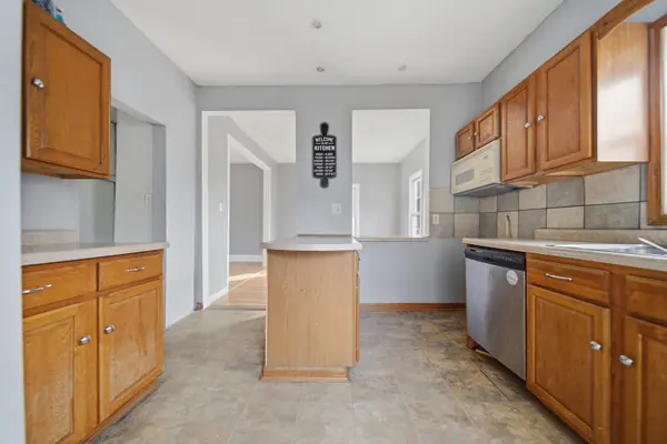 1502 E 4TH ST, Sterling, IL 60181