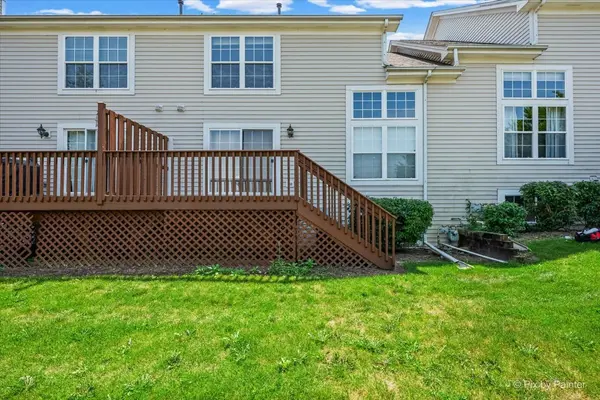1058 E Danbury DR, Cary, IL 60013