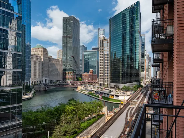 165 N Canal ST #809, Chicago, IL 60606