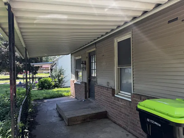 1175 N Jackson ST, Bushnell, IL 61422