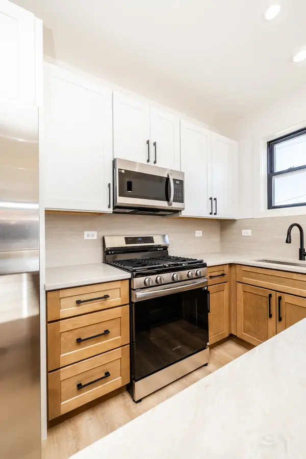 3215 W Fulton BLVD, Chicago, IL 60624