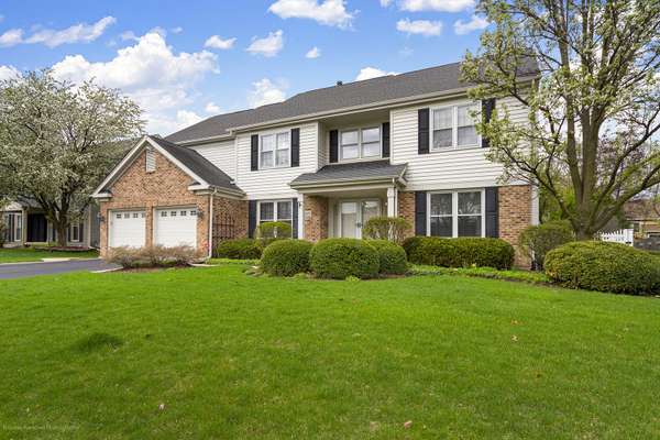 1660 Castillian WAY, Mundelein, IL 60060