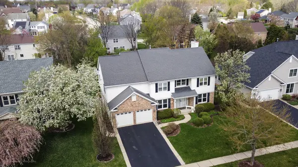 1660 Castillian WAY, Mundelein, IL 60060