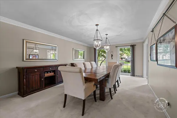 1220 Heatherton DR, Naperville, IL 60563