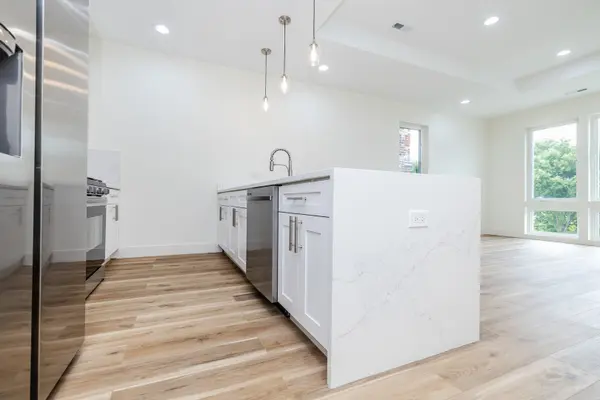 2611 W 21 ST, Chicago, IL 60608