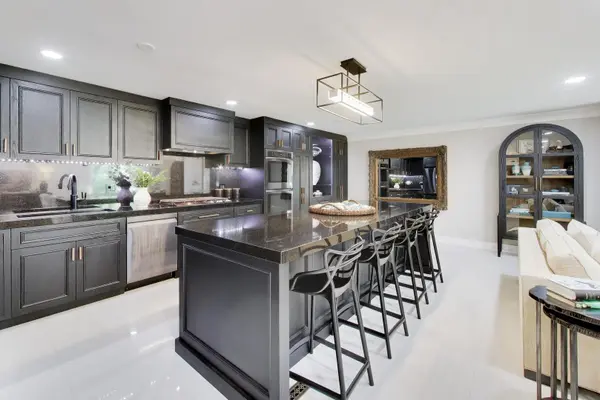 1230 Park AVE W #236, Highland Park, IL 60035