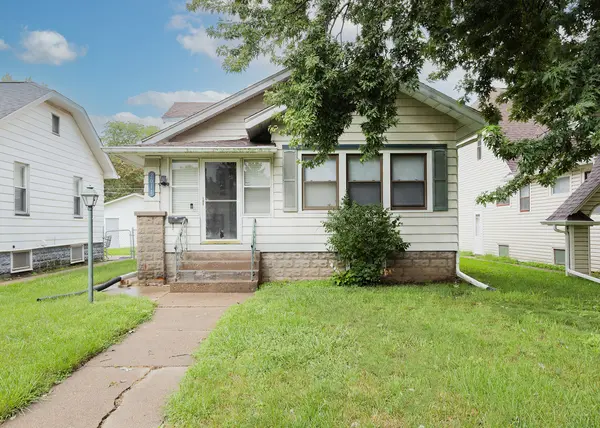 2014 33rd ST, Rock Island, IL 61201