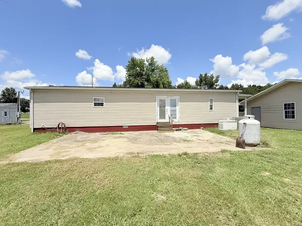 885 Wilson ST, Stonefort, IL 62987