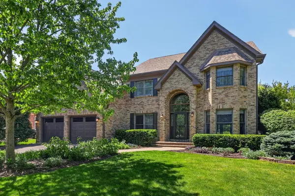 0N462 Arbor CT, Winfield, IL 60190