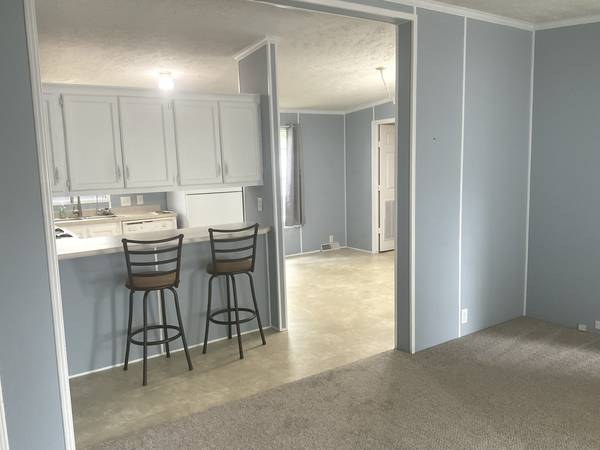 406 SPRUCE DR, Belvidere, IL 61008