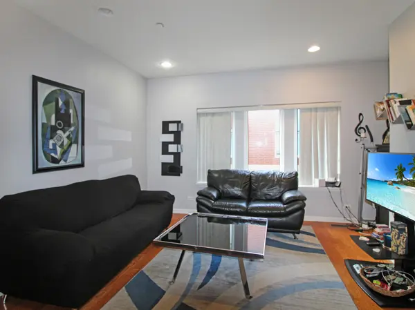 2409 W 32nd PL, Chicago, IL 60608