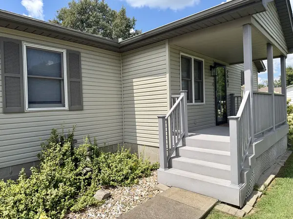 7567 Norris DR, Marion, IL 62959