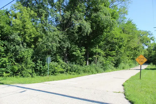 31918 Hillside DR, Lakemoor, IL 60051