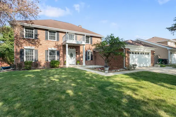 161 Jackson LN, Bloomingdale, IL 60108